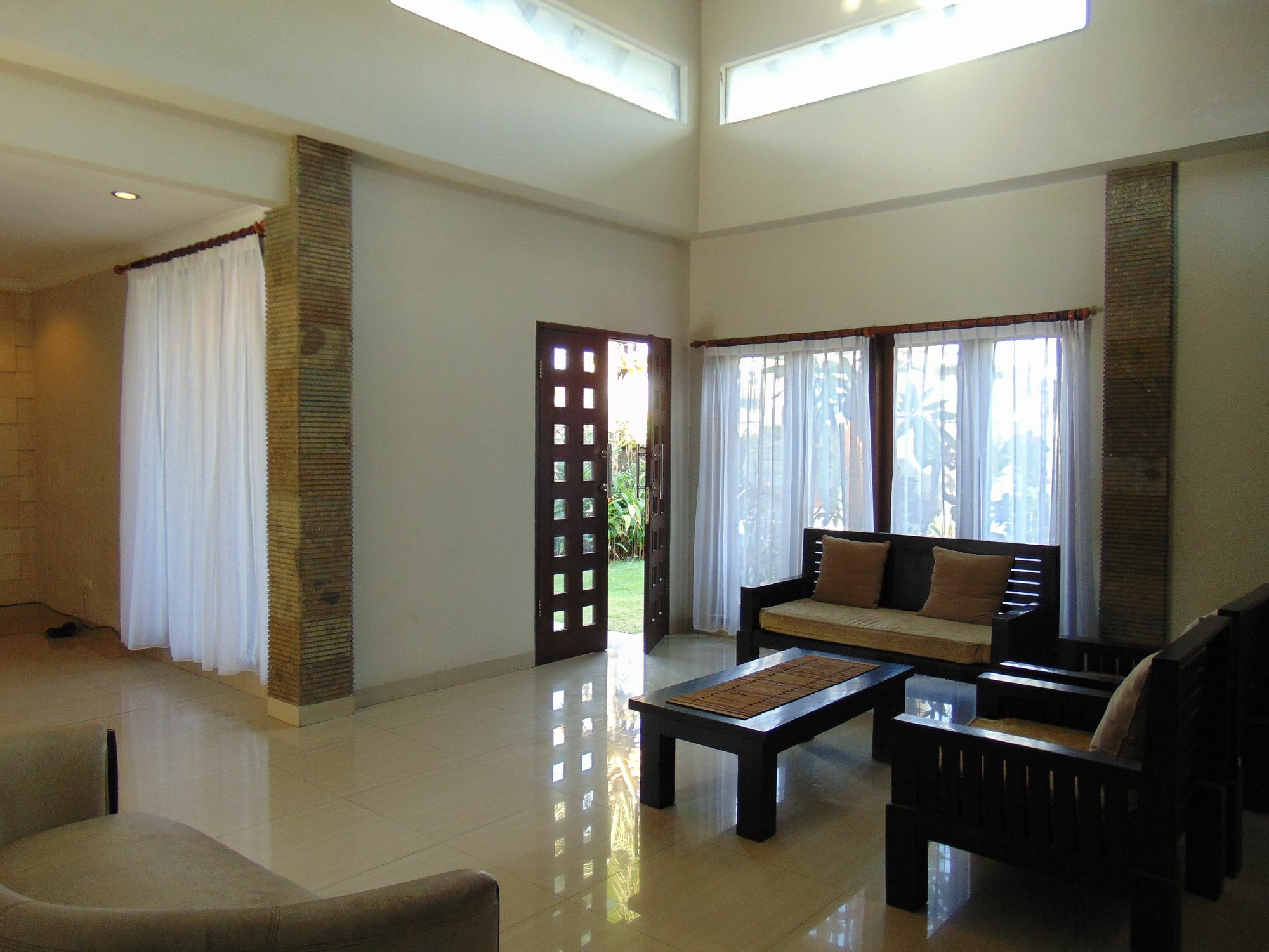 Baik Baik Homestay Пекату Экстерьер фото